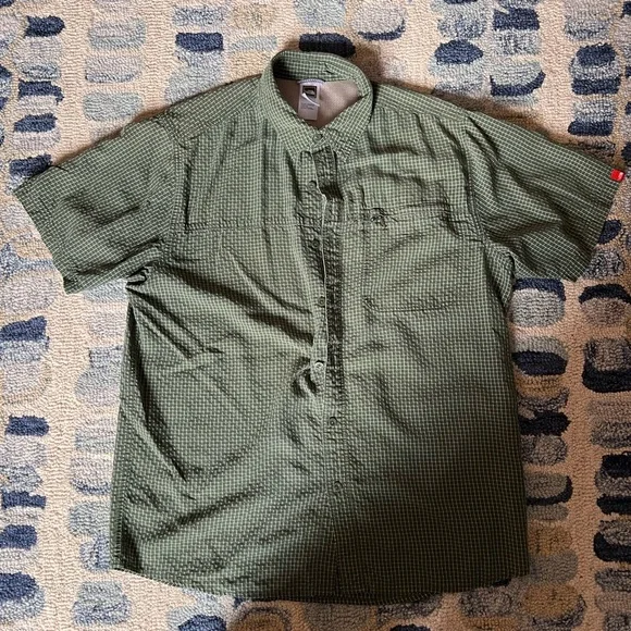 Green The North Face Checkered Short Sleeve Button Down - Picture 1 of 6